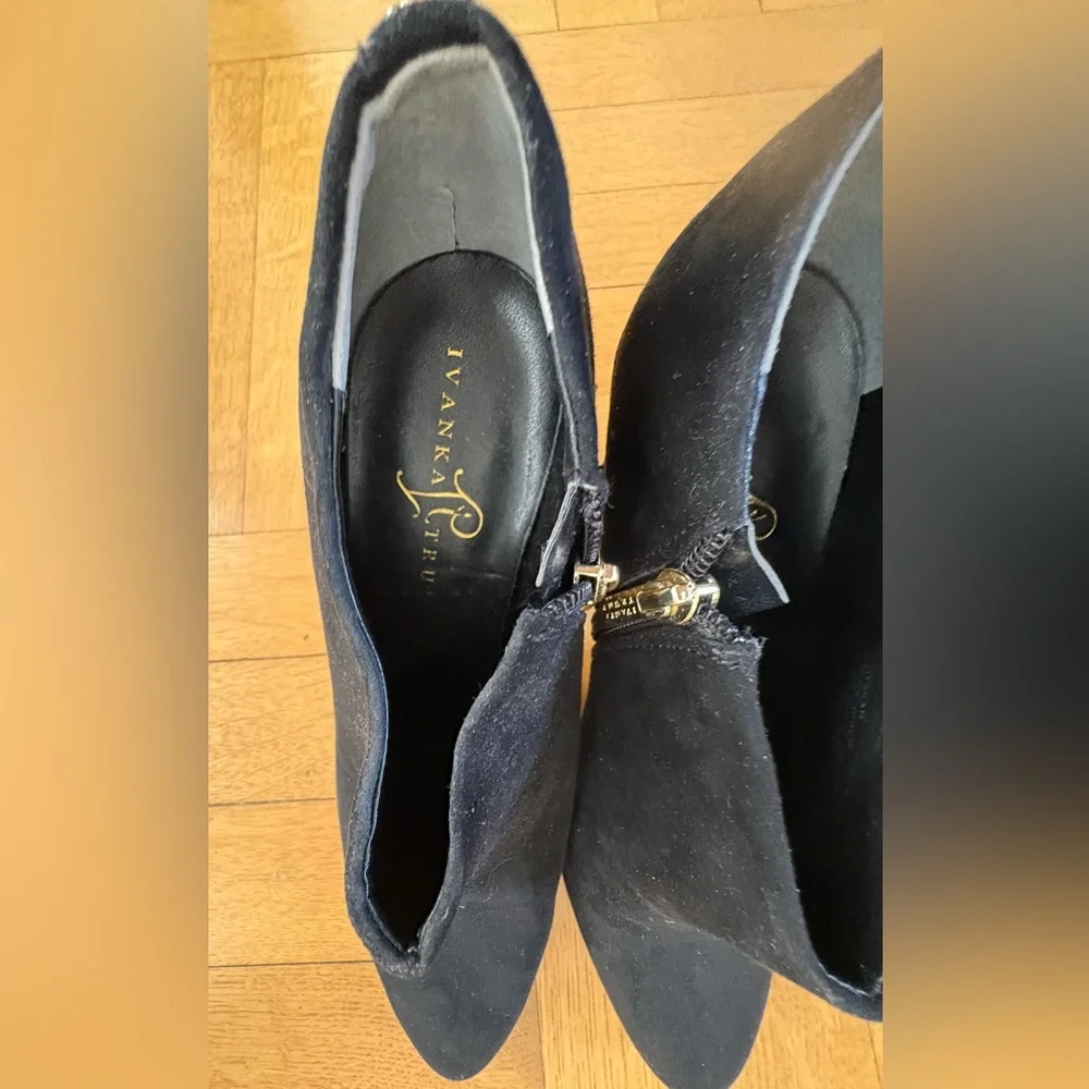 Ivanka Trump Black Ankle Booties in Size 7.5